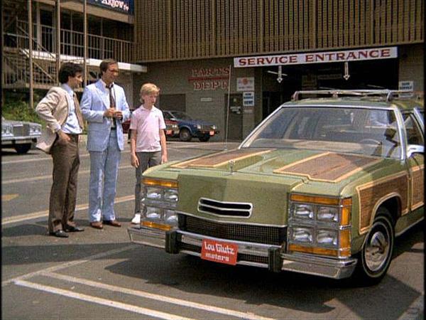 Family-Truckster-sales-still-blog-crop-1.jpg.49133494fe3c45d2db5a6a8037240a0e.jpg